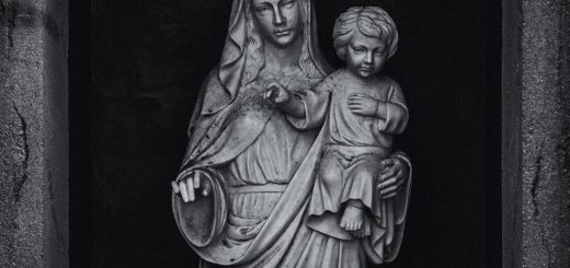 statue of mother and son